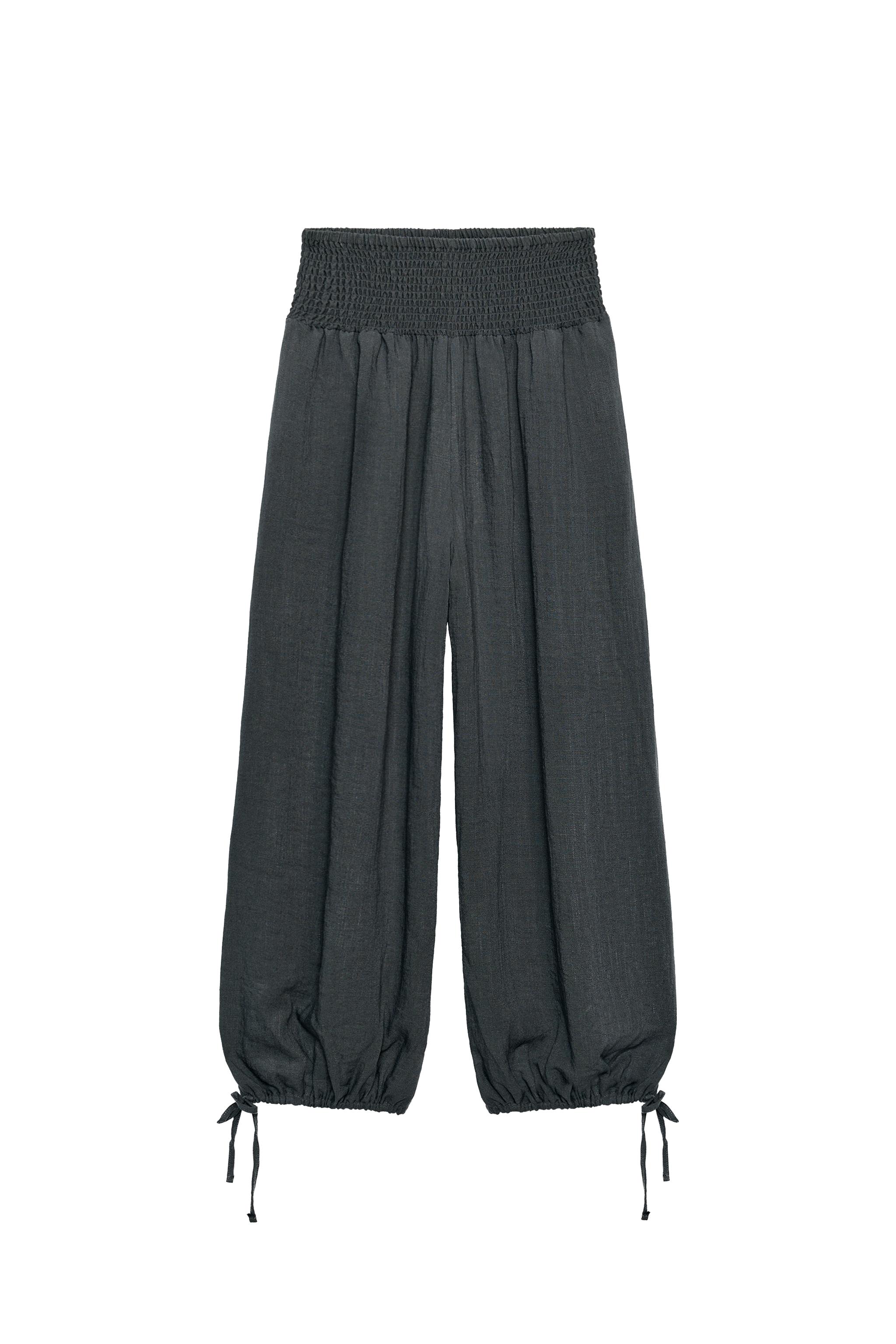 ELASTIC WAIST BAGGY PANTS